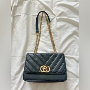 Elegant Black Shoulder Bag